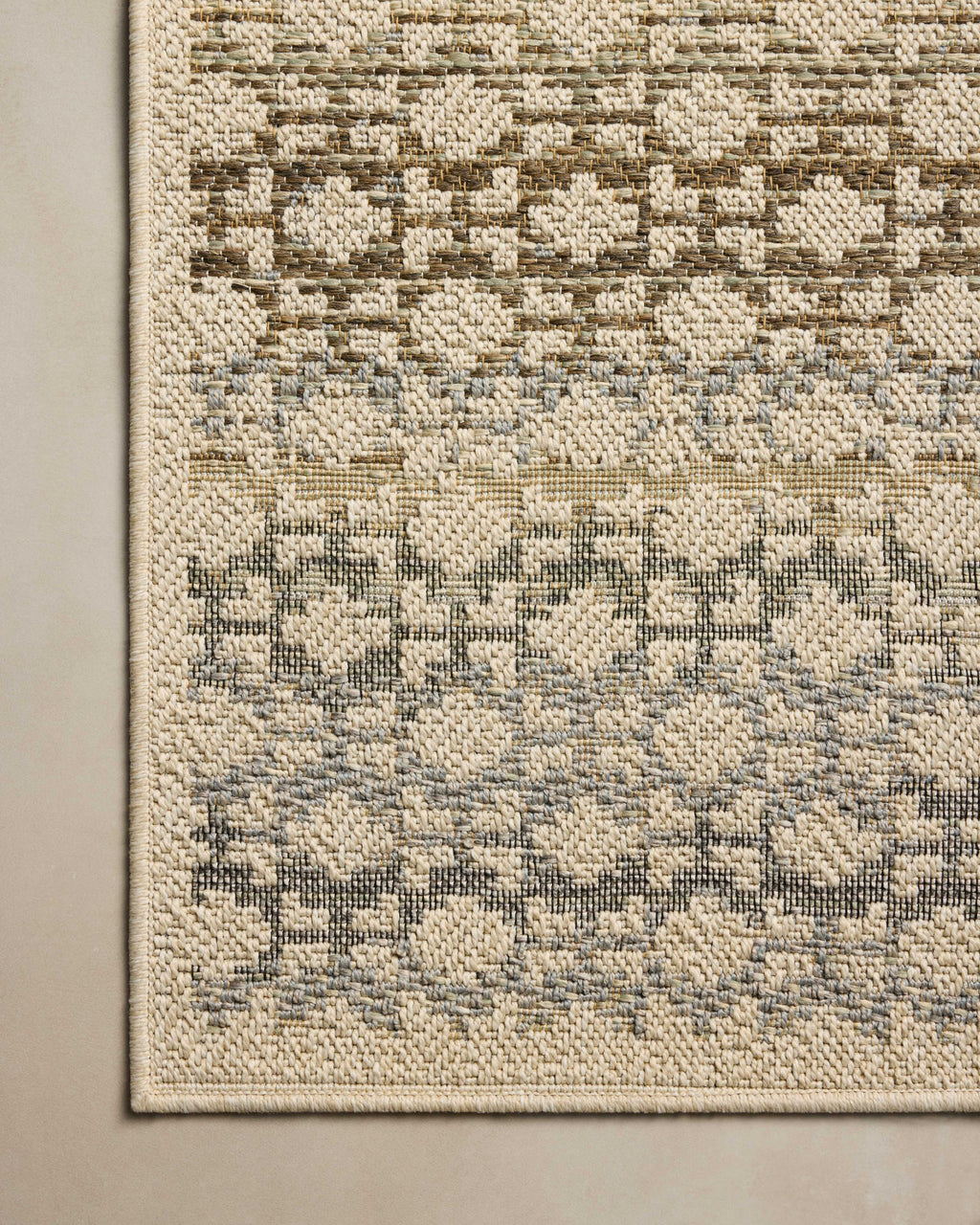 Loloi Saylor Accent Rug