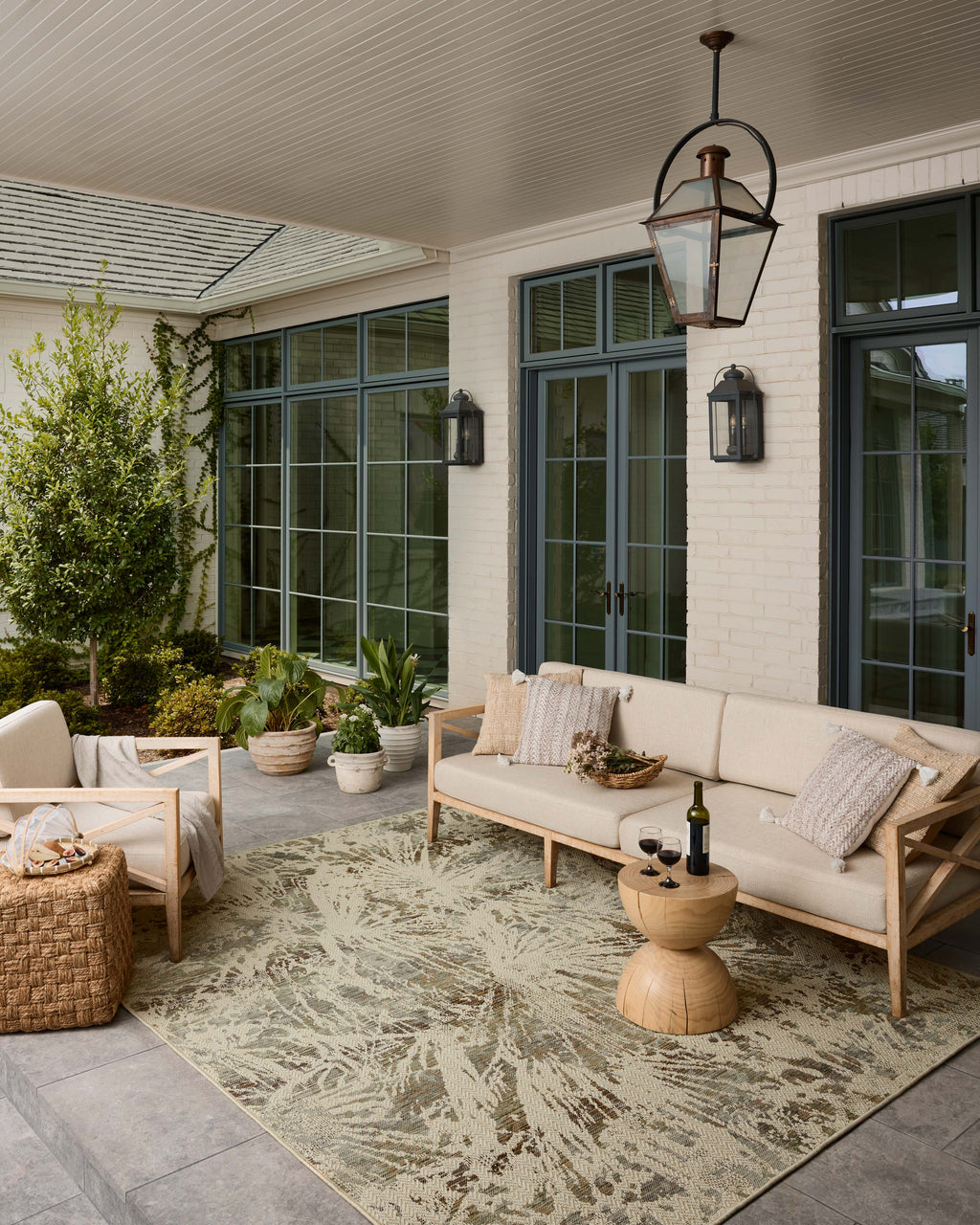 Loloi Saylor Accent Rug