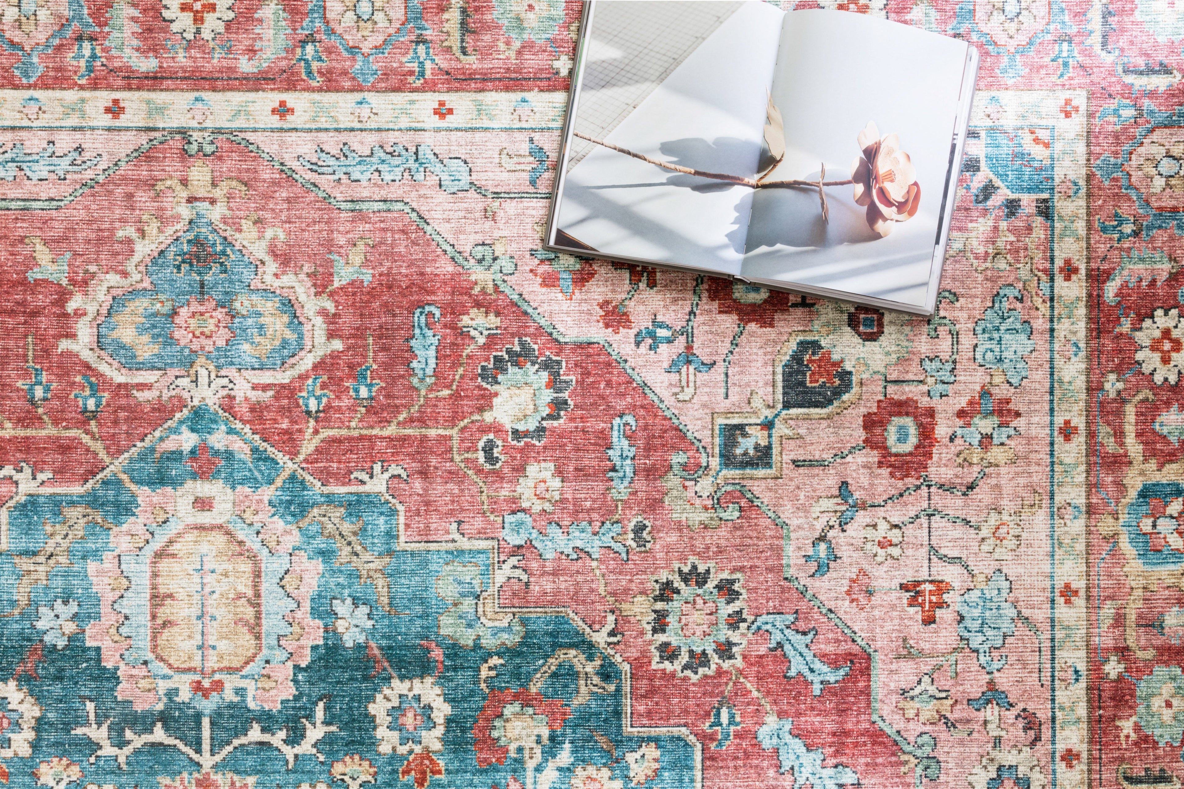 Loloi Skye Accent Rug
