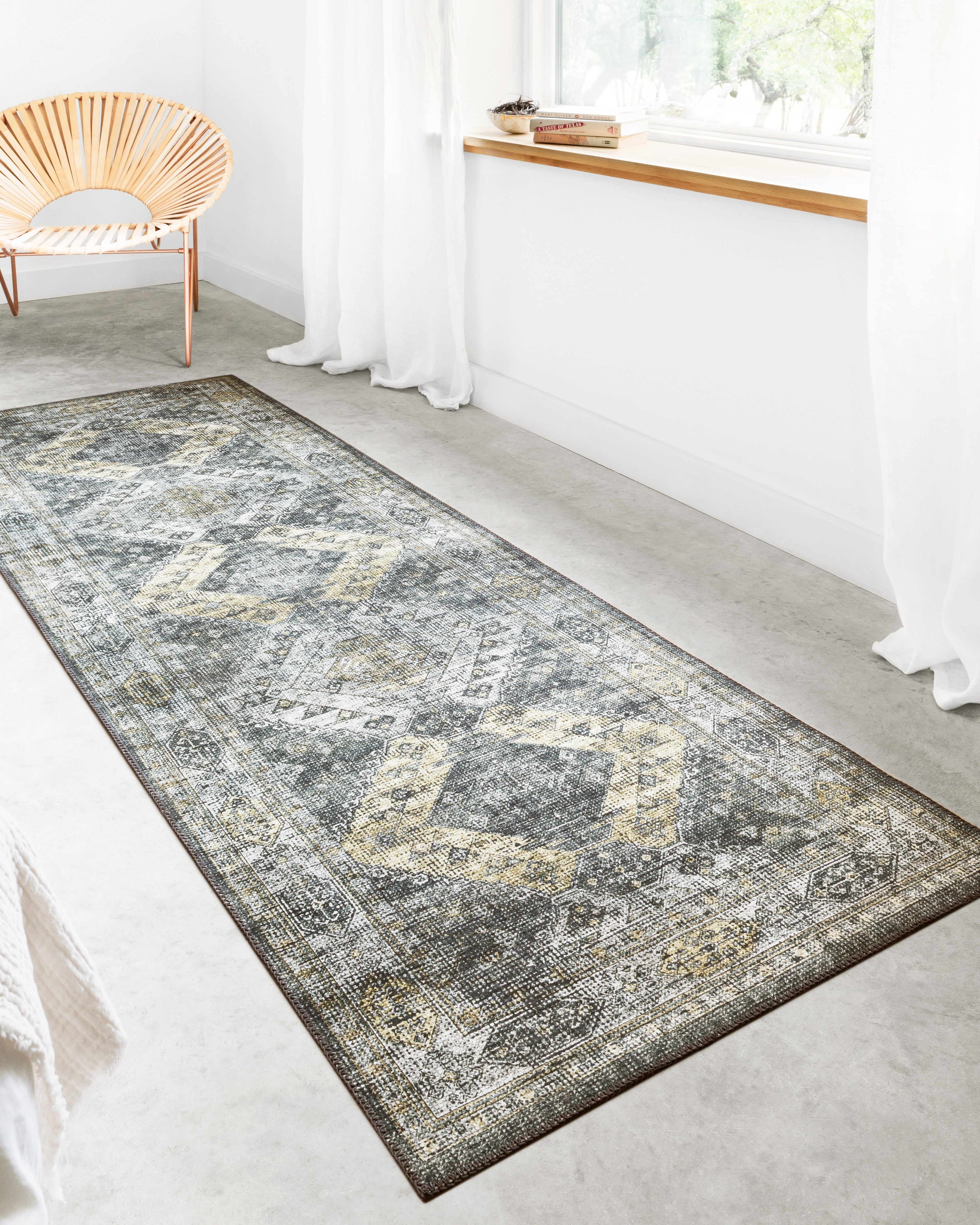 Loloi Skye Accent Rug