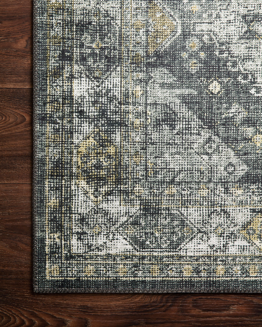 Loloi Skye Accent Rug