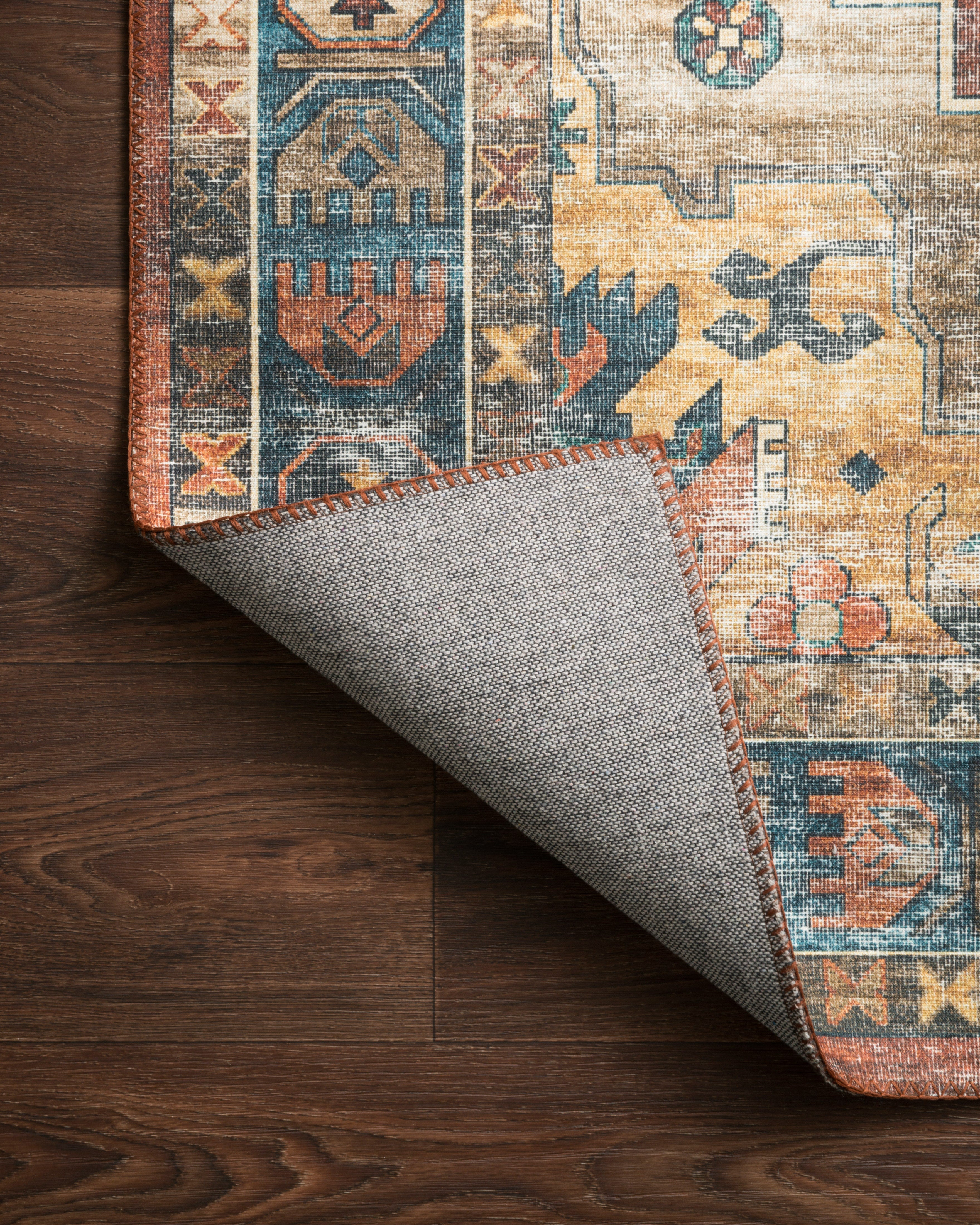 Loloi Skye Accent Rug