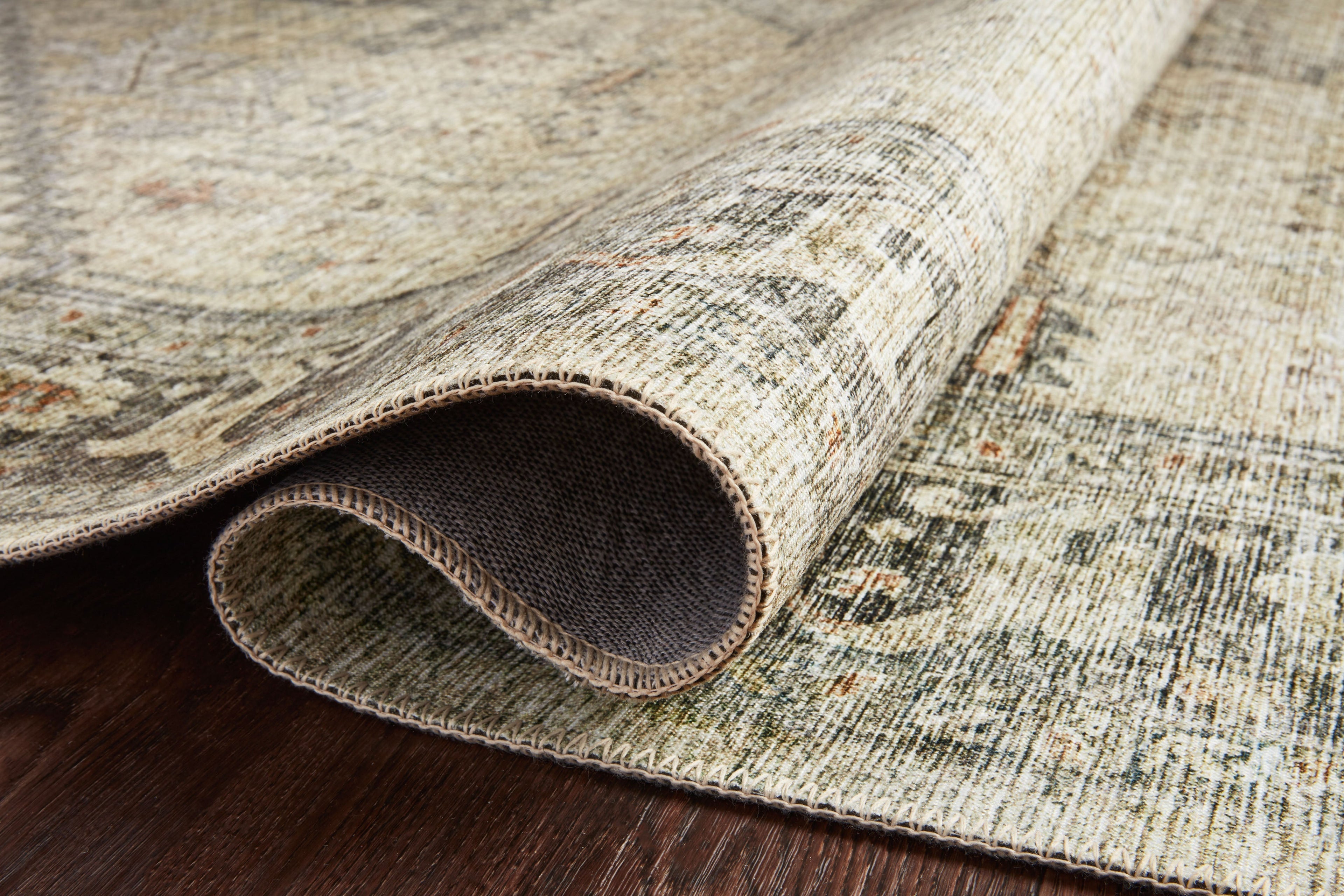 Loloi Skye Accent Rug