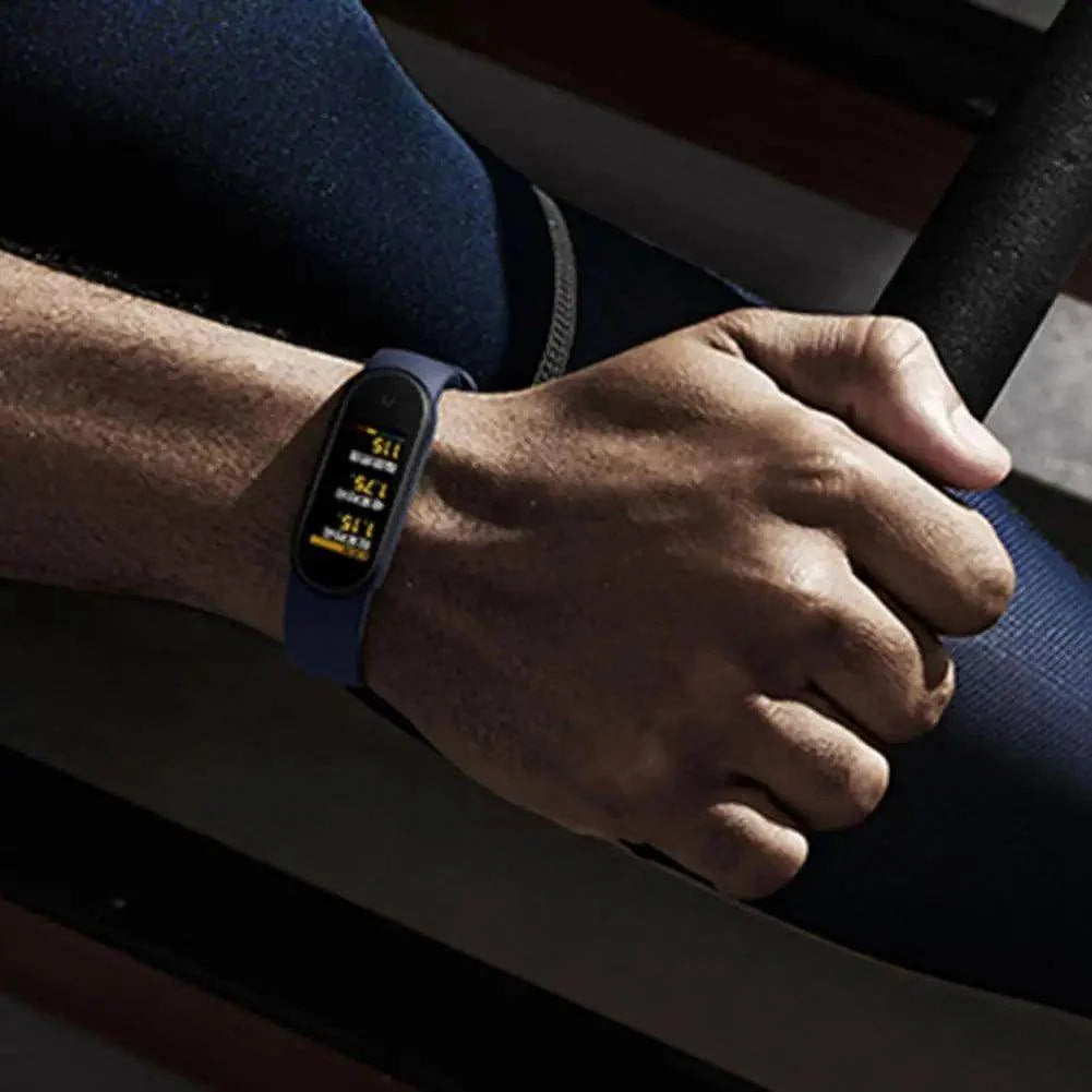 Smart health bracelet with Fitness Tracker