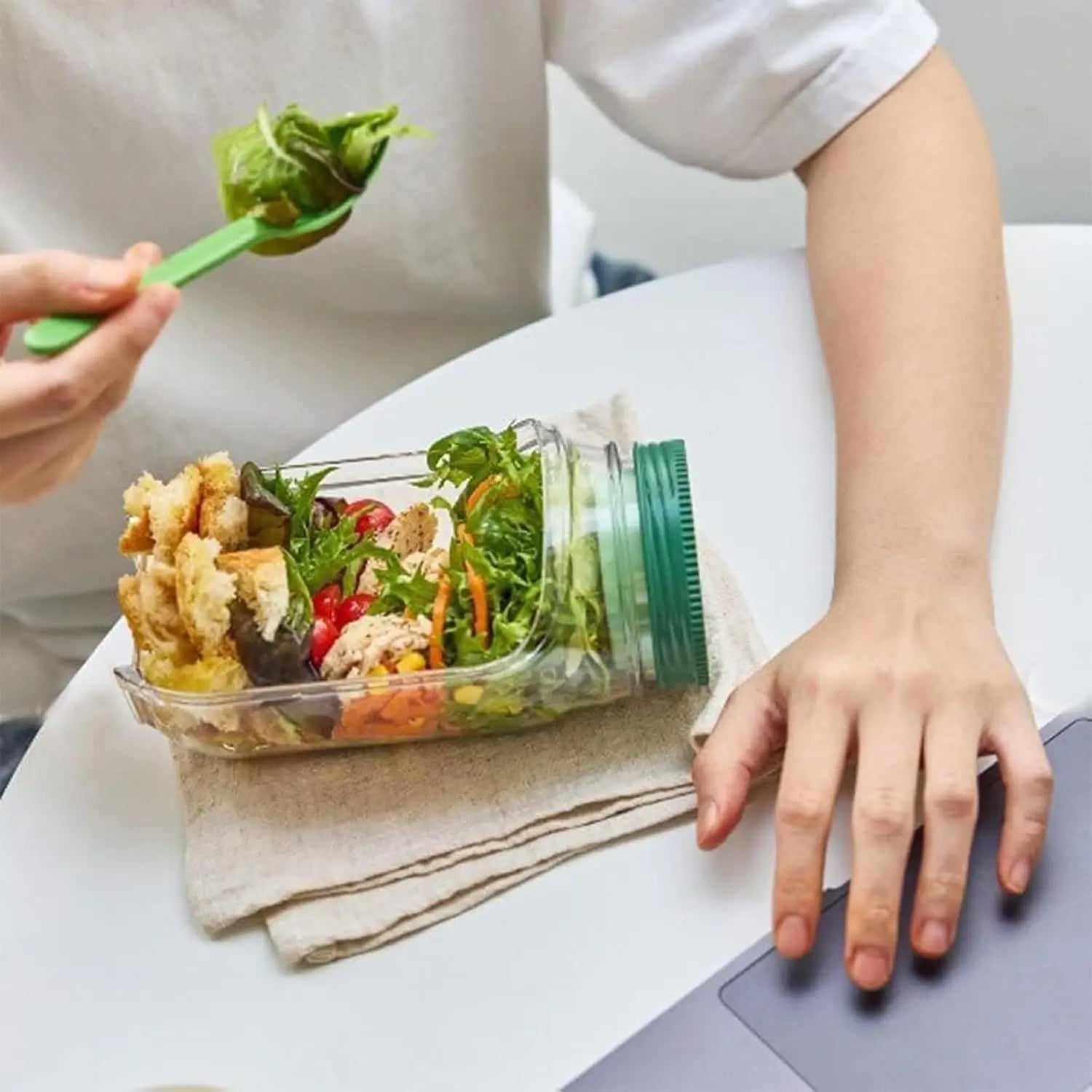 Salad Pod with Side Hatch – Leakproof Meal Prep Salad Container