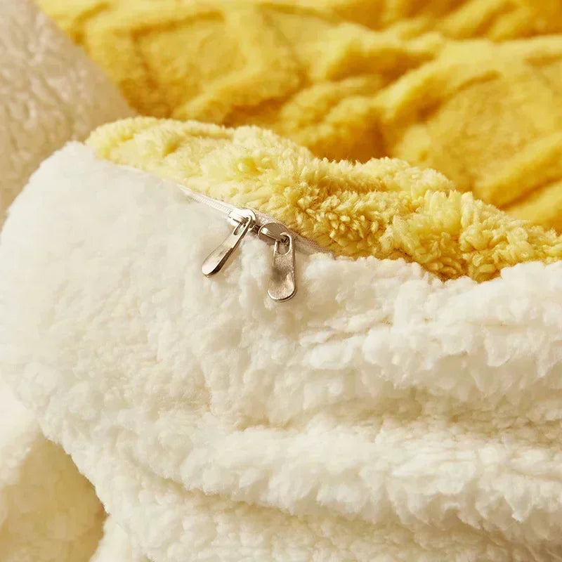 Plush Duvet Cover & Blanket – Cozy Winter Cashmere-Feel Quilt