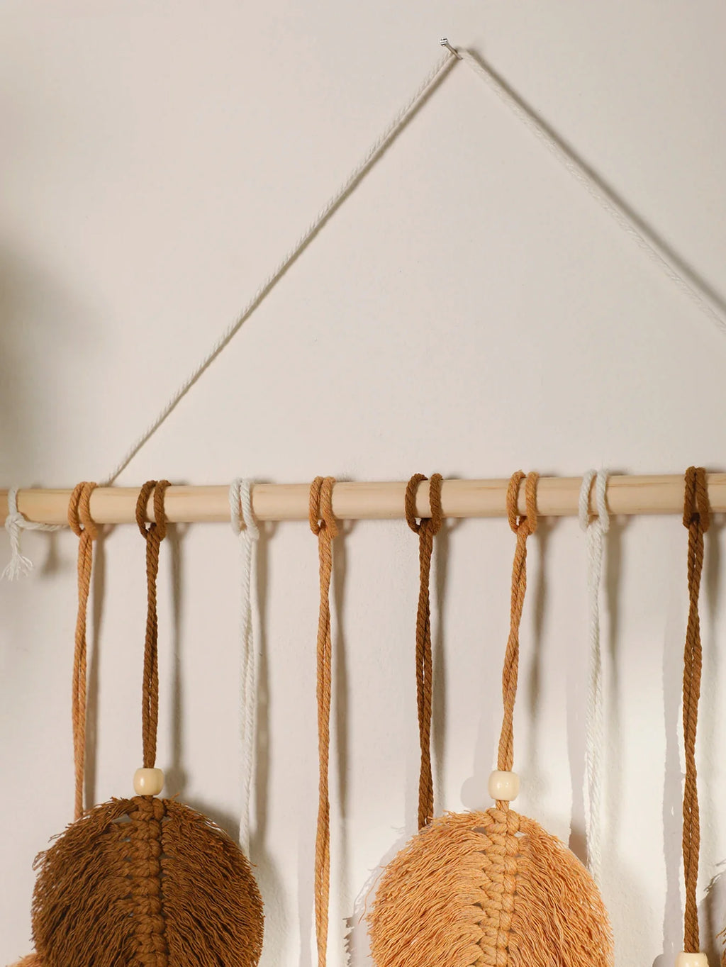 Leaf Macrame Wall Tapestry – Boho Cotton Wall Hanging