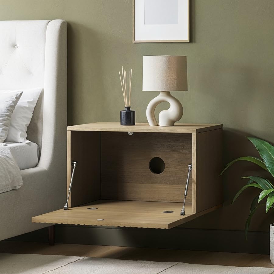 Hazel Wide Oak Floating Bedside Table – Wall-Mounted – Fluted Front – Push-to-Open Door – Cable Management – Modern Bedroom Storage