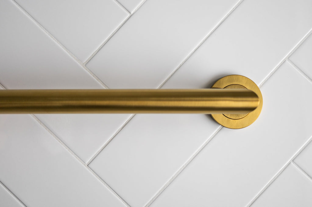 ICO Bath 30" Summit Grab Bar