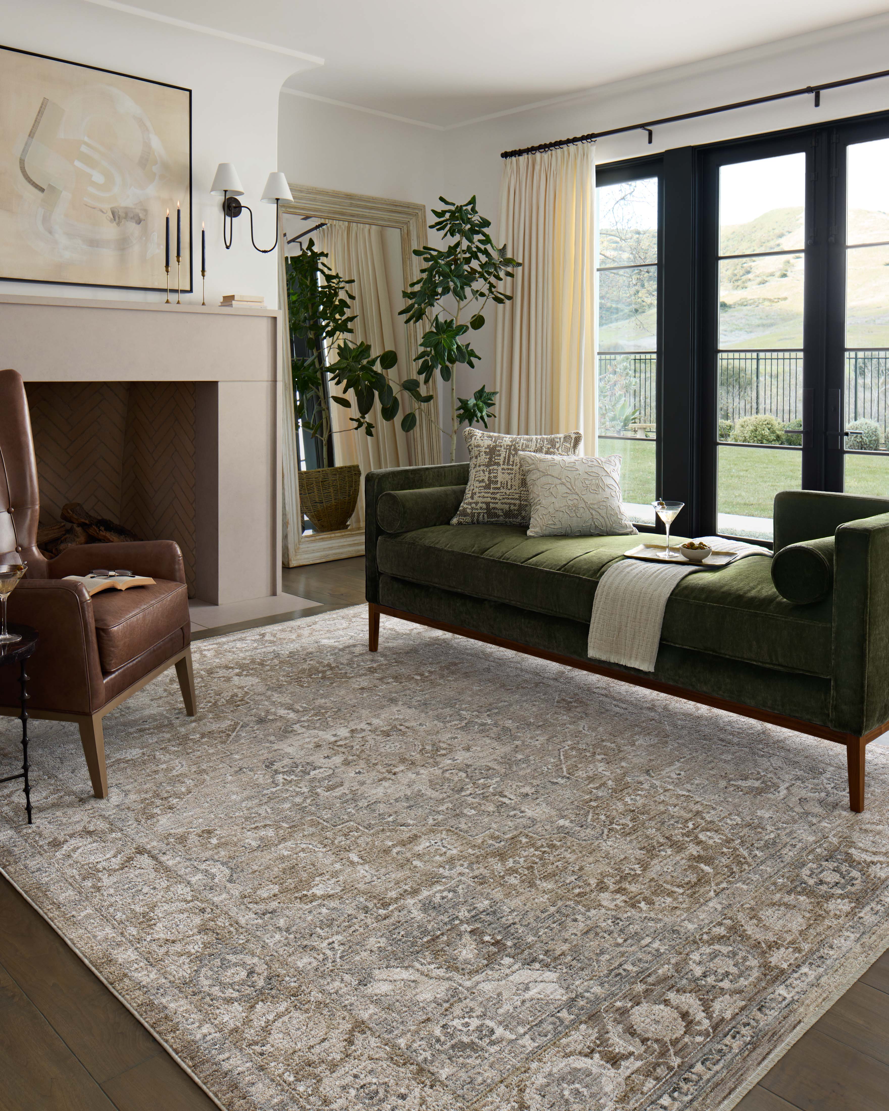 Loloi Tabitha Accent Rug
