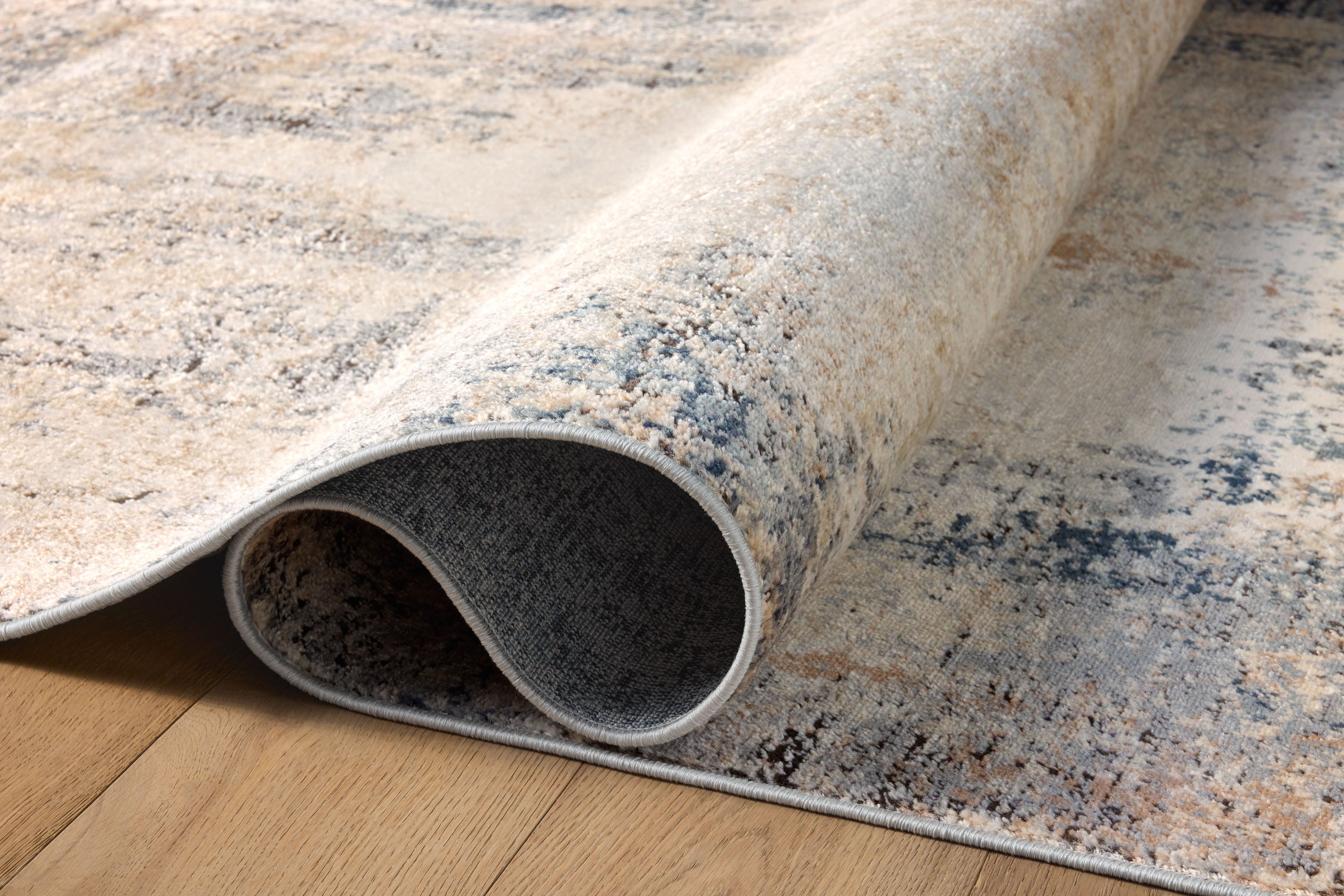 Loloi Teagan Accent Rug
