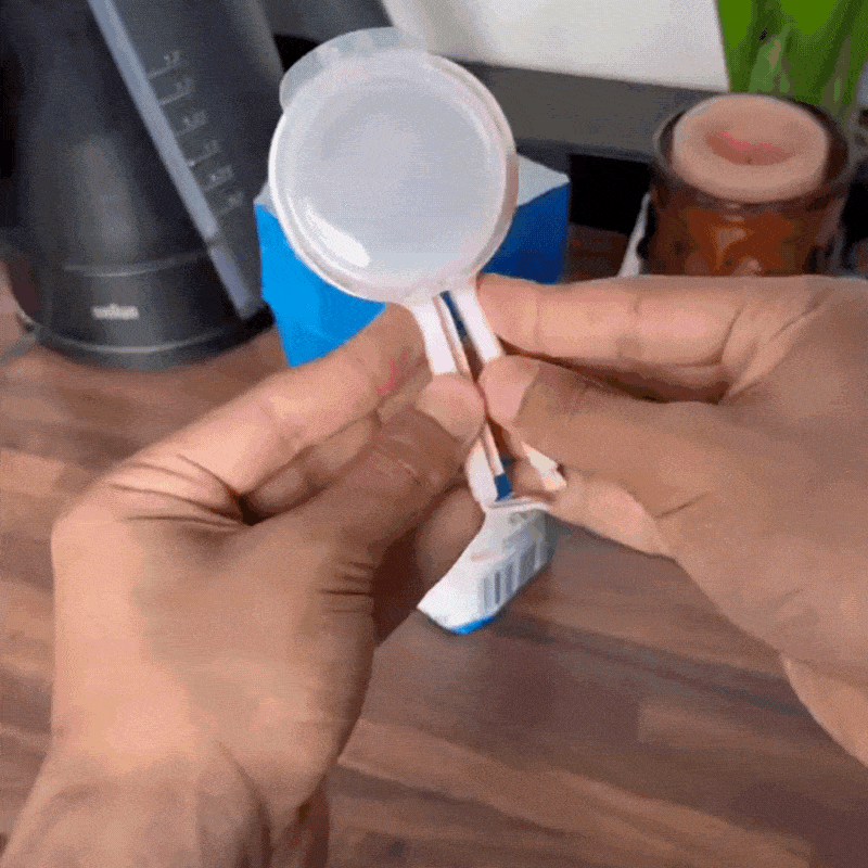 🥨 Food Storage Bag Sealing Clips with Pour Spouts
