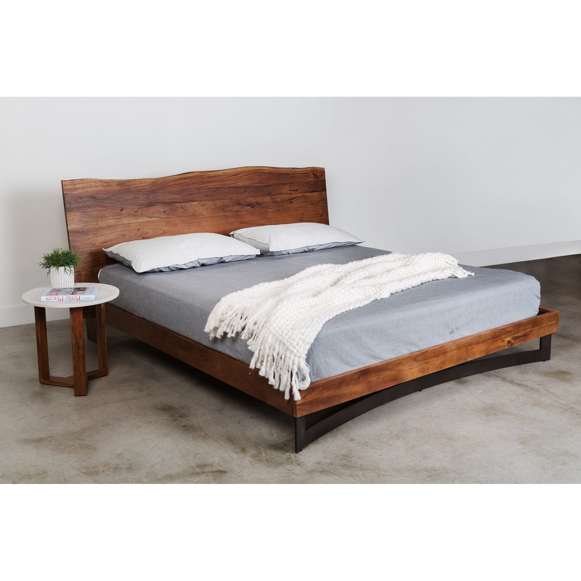 Moe's Home Bent Bed