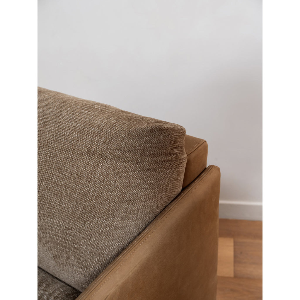 Moe's Home Teller Accent Chair