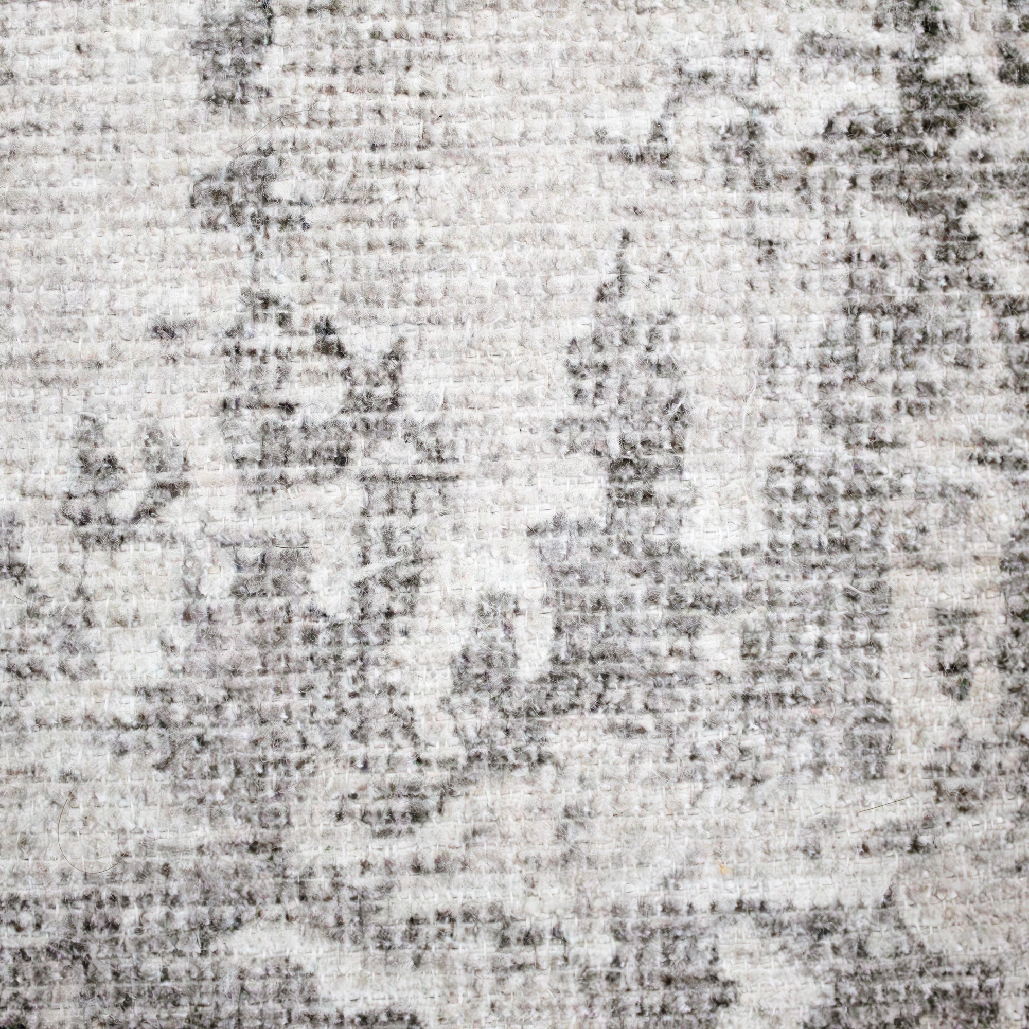 Renwil Chloe 7'6" x 10'2" Ft Handwoven Indoor Rug - Grey