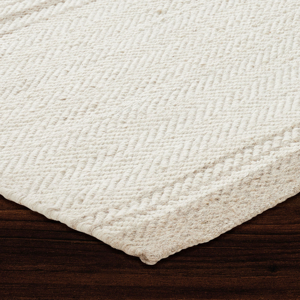 Renwil Alice 7'10 x 10'2 Handwoven Indoor Rug - Ivory