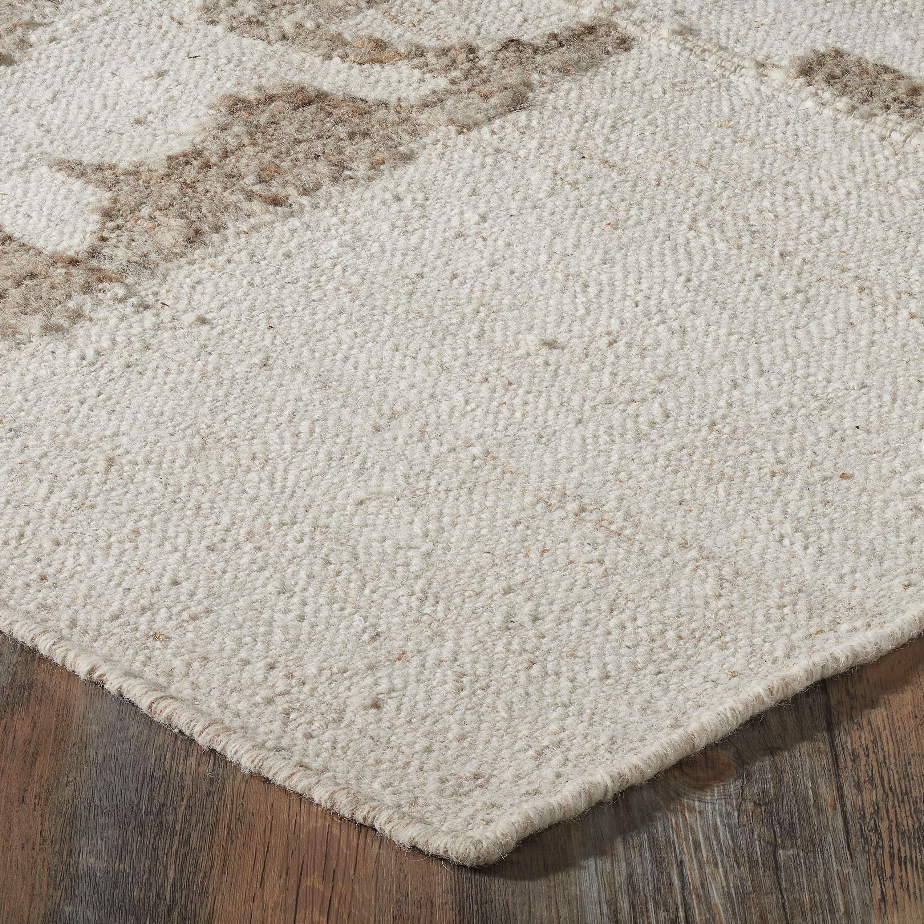 Renwil Grace 9'10" x 13'1" Ft Handwoven Indoor Rug - Ivory / Stone