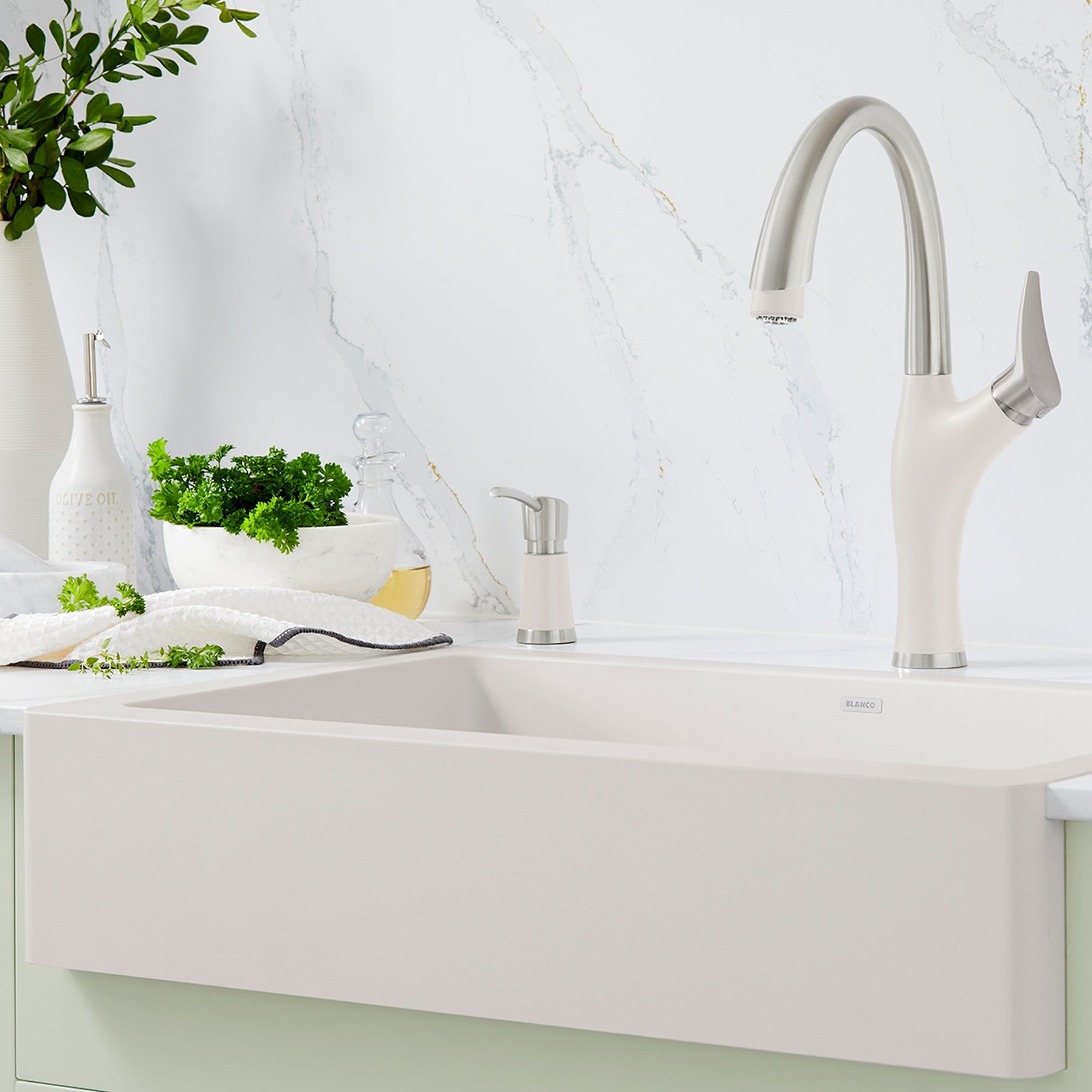 Blanco Artona Pull-Down Dual-Spray Kitchen Faucet