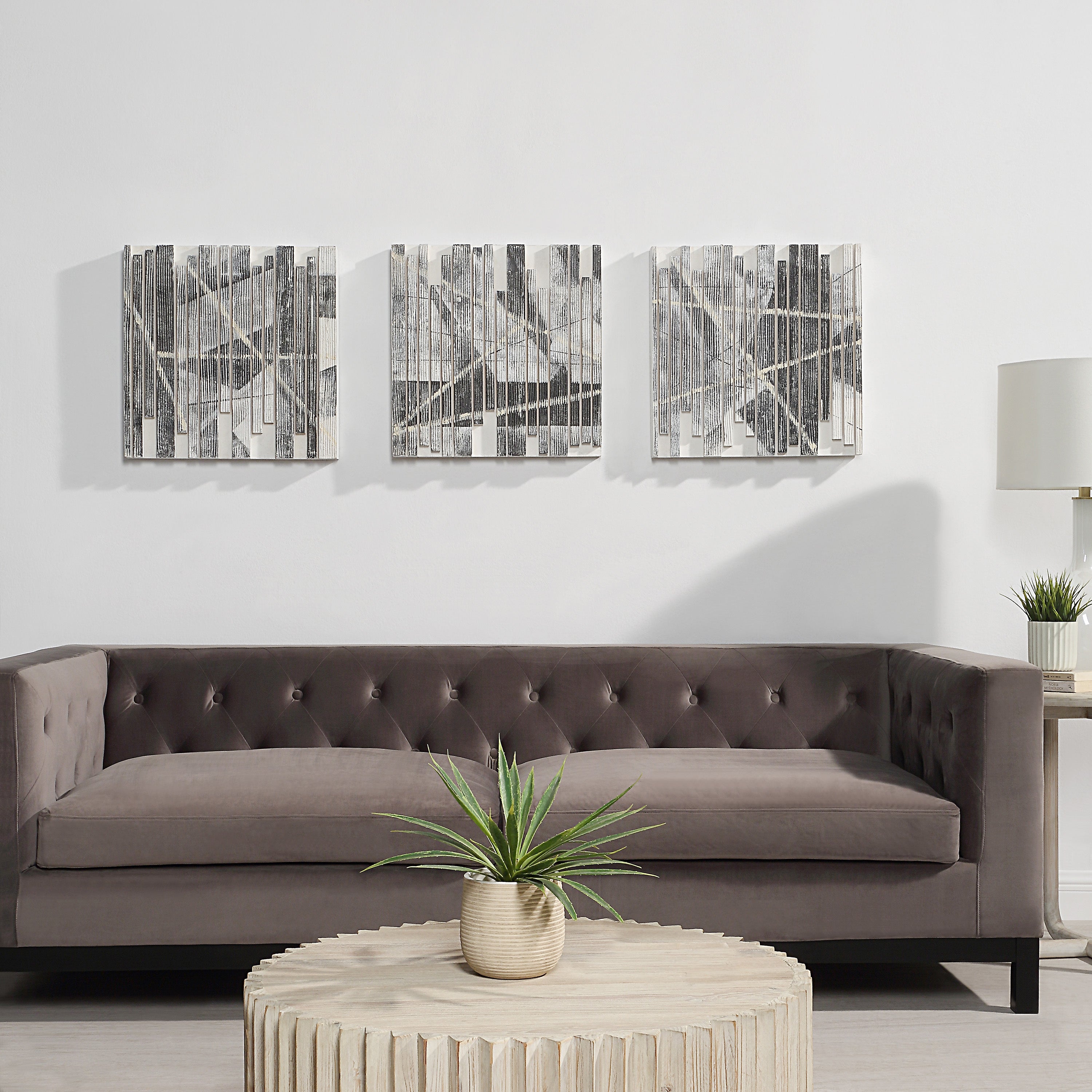 Renwil Lyon 20" Wide Wall Decor - White