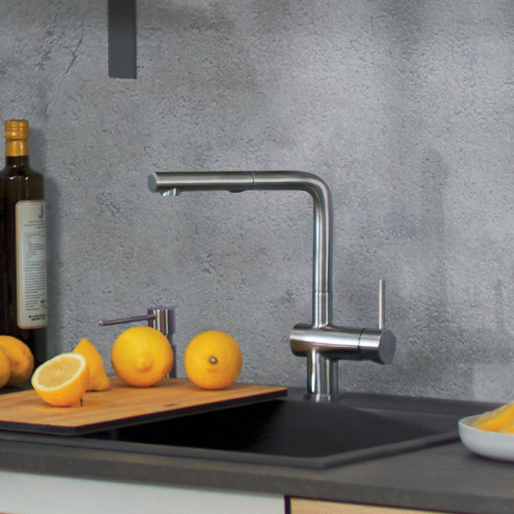 Blanco Linus Low Arc Pull-Out Dual-Spray Kitchen Faucet