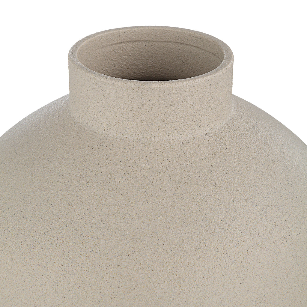 Renwil Lamoureu x Indoor Ceramic Vase - Te xtured Matte Ivory