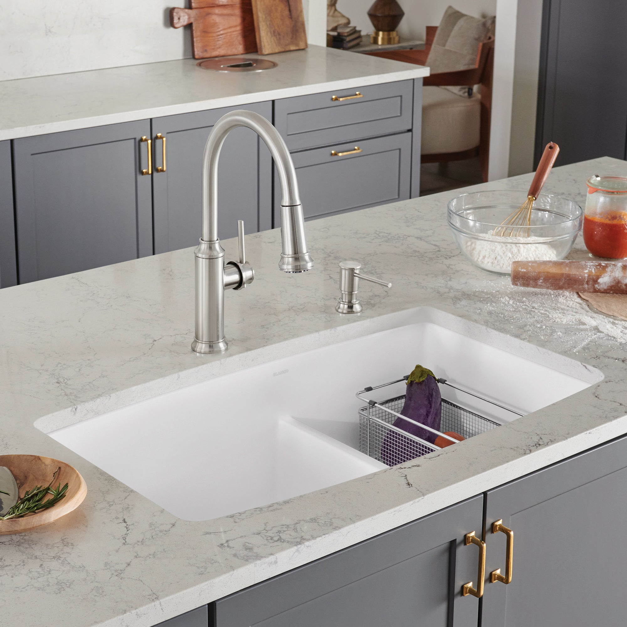 Blanco Performa Silgranit 33" 60/40 Double Bowl Undermount Kitchen Sink with Low Divide