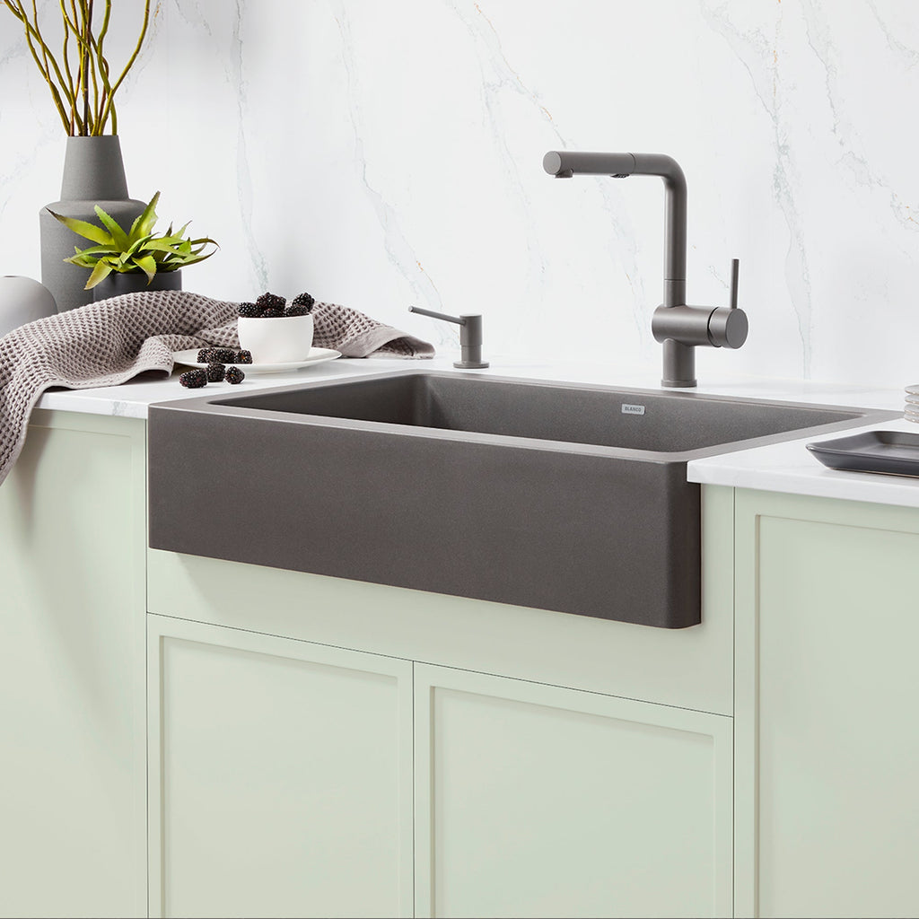 Blanco Linus Low Arc Pull-Out Dual-Spray Kitchen Faucet