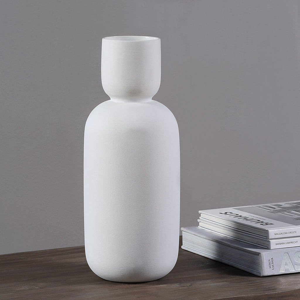 Renwil Dior Indoor Ceramic Vase - Off-White