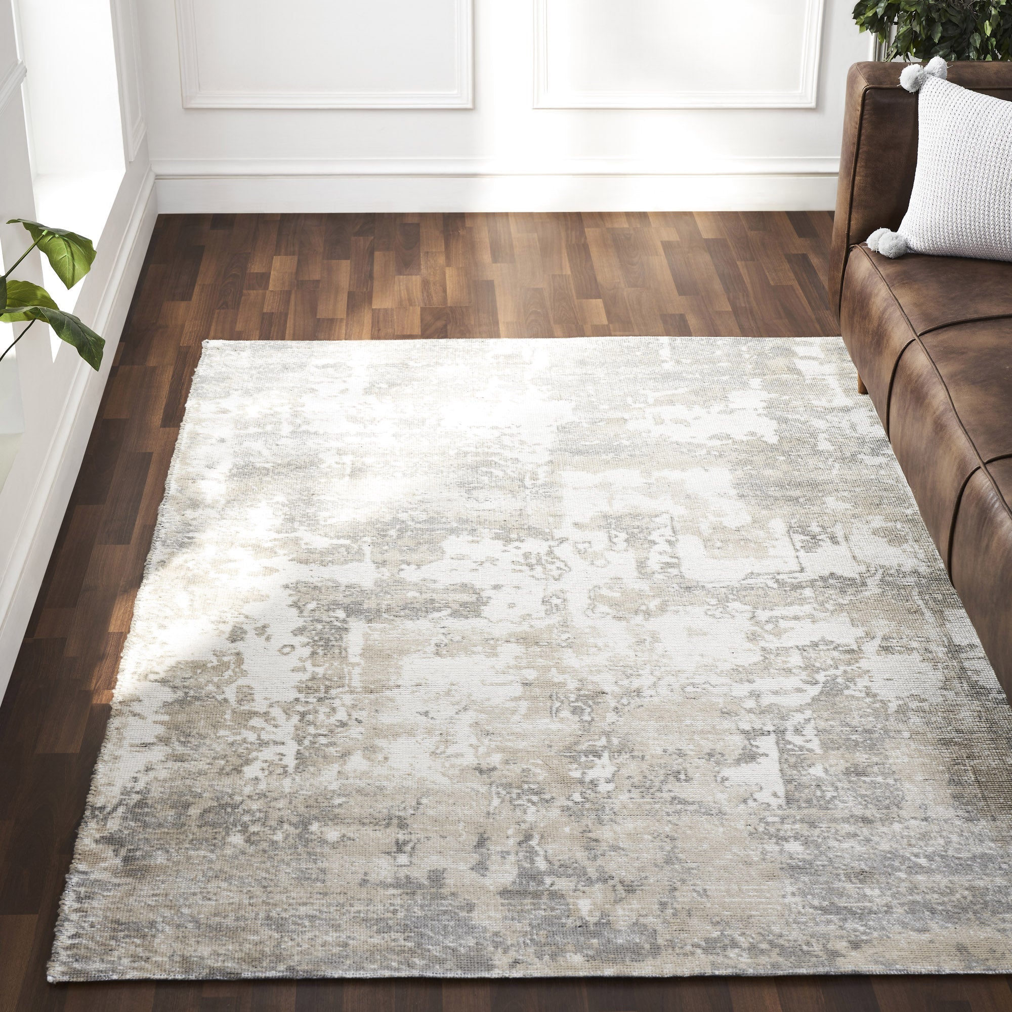 Renwil Cusano 5 x 7 Flat Woven Indoor Rug - Ivory
