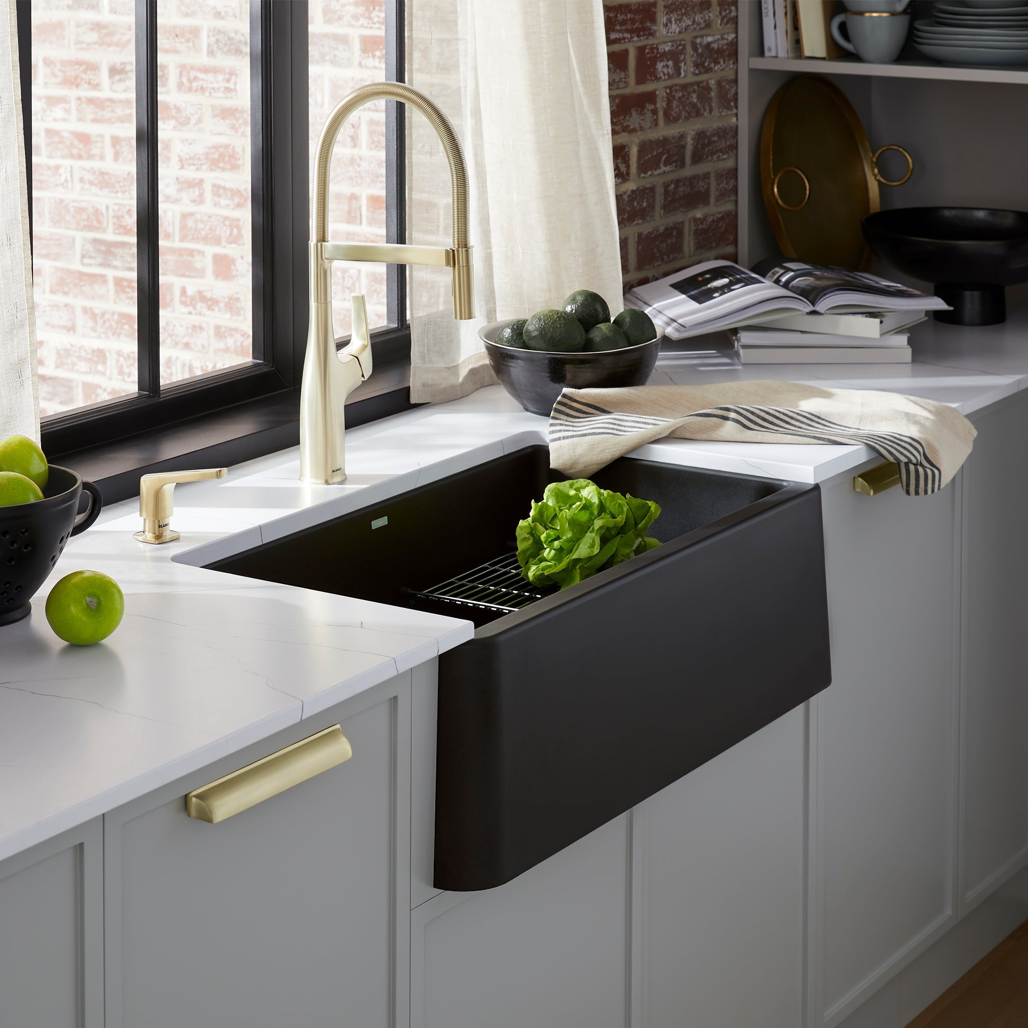 Blanco Ikon Silgranit 33" Single Bowl Apron-Front Farmhouse Sink