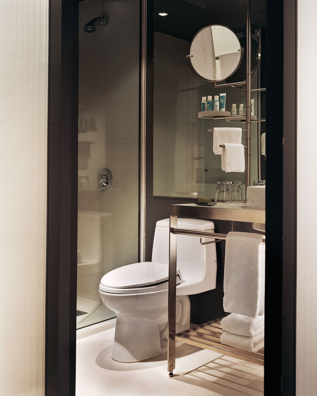 TOTO Ultramax One Piece Elongated 1.6 GPF Ada Compliant Toilet