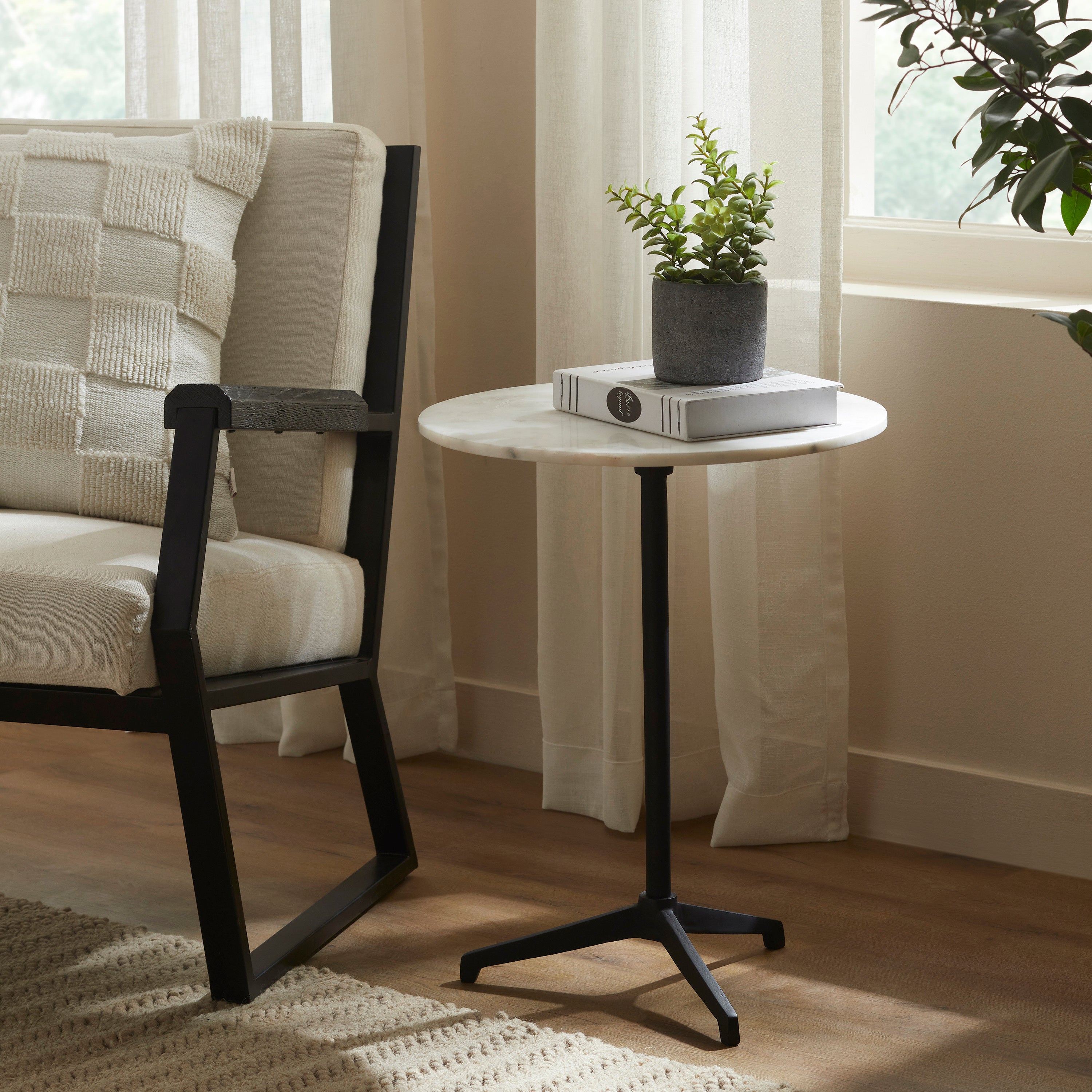 Renwil Barker Indoor Cast Aluminum Side Table - Matte Black