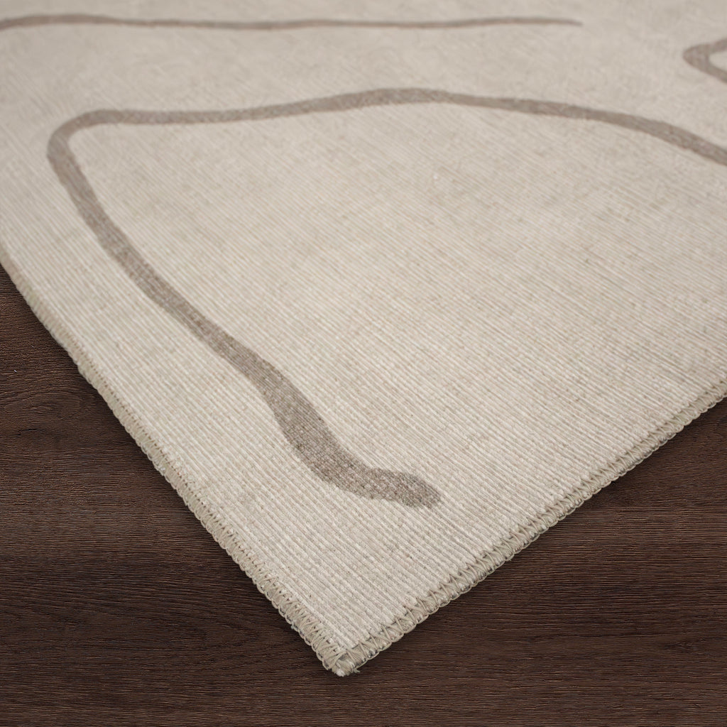 Renwil Chloe 5' x 7'3" Ft Handwoven Indoor Rug - Cream / Beige
