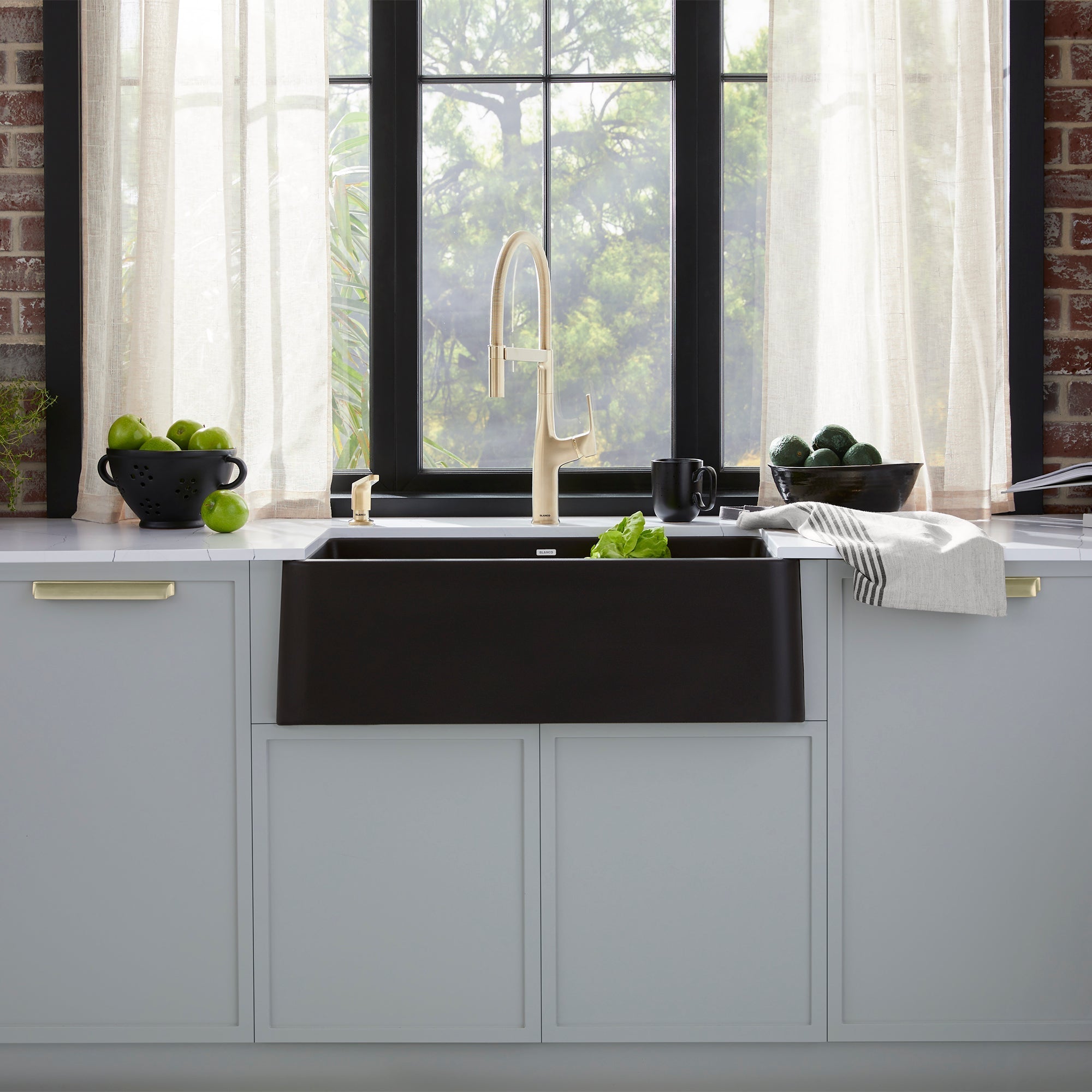 Blanco Ikon Silgranit 33" Single Bowl Apron-Front Farmhouse Sink