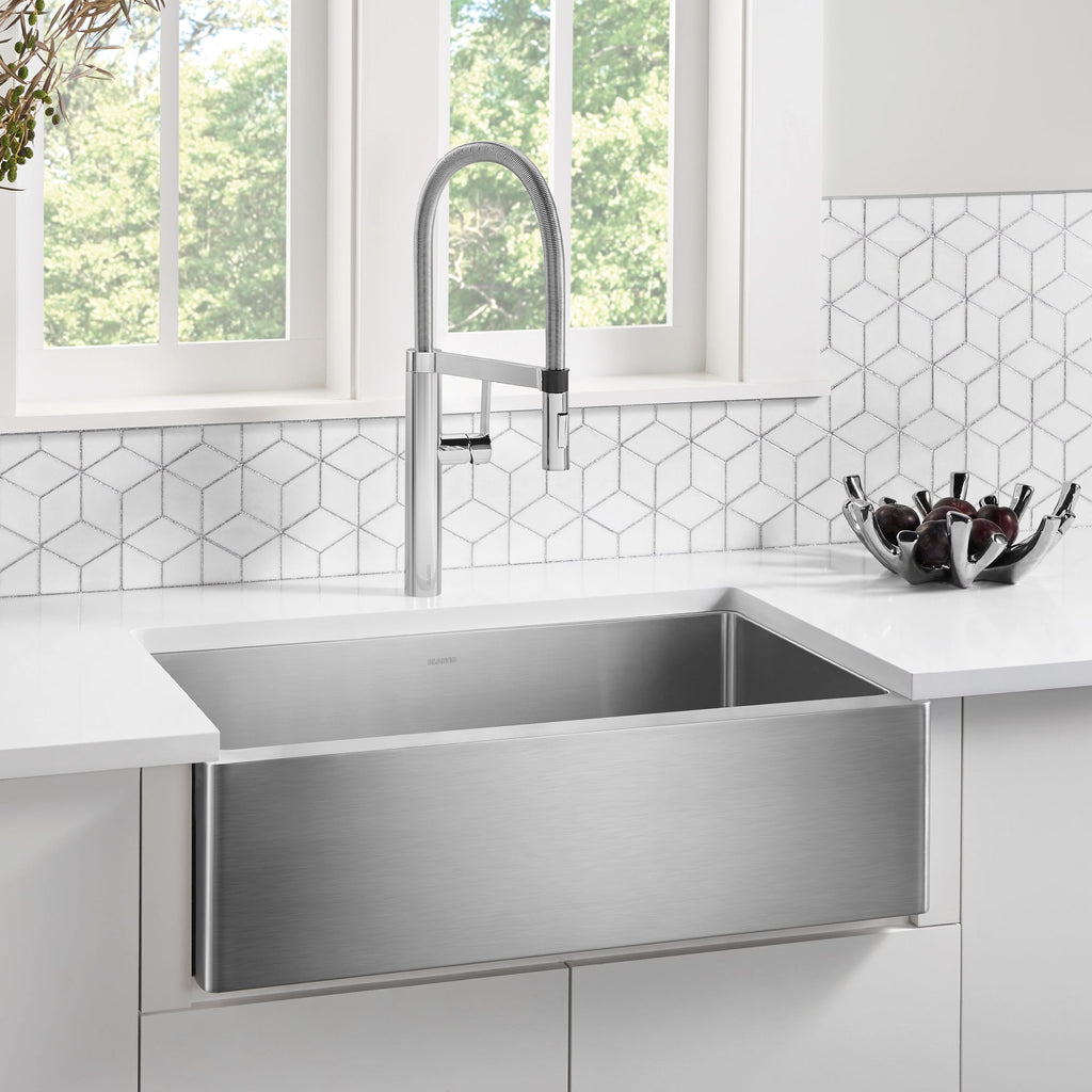 Blanco Quatrus R15 32" Single Bowl Apron-Front Stainless Steel Farmhouse Sink