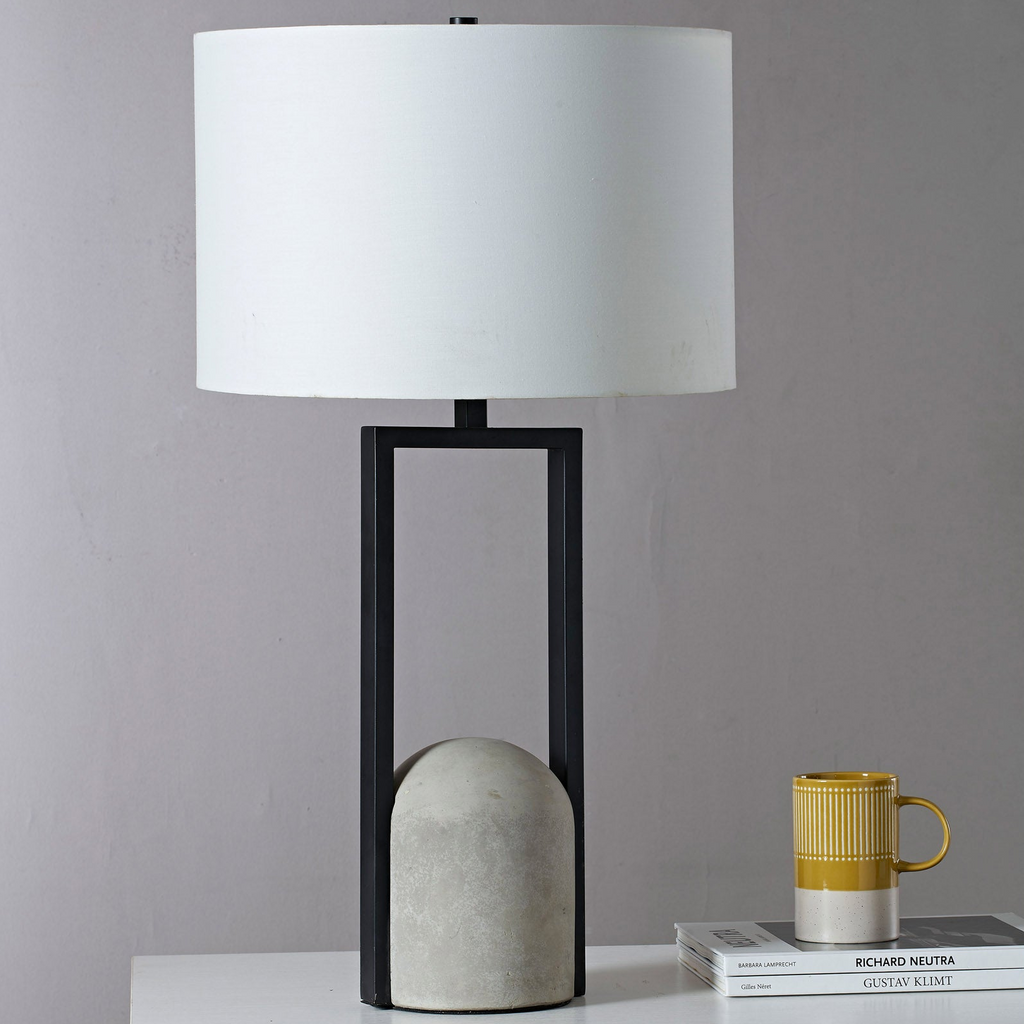 Everren Florah 27.75" Length Table Lamp -  Matte Black