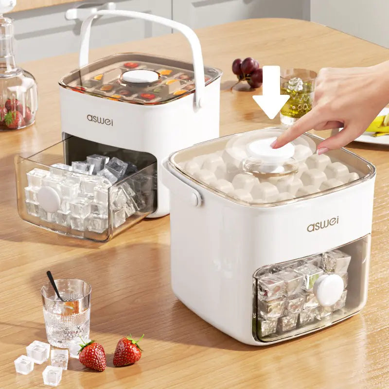 Large Capacity Ice Cube Mold with Storage