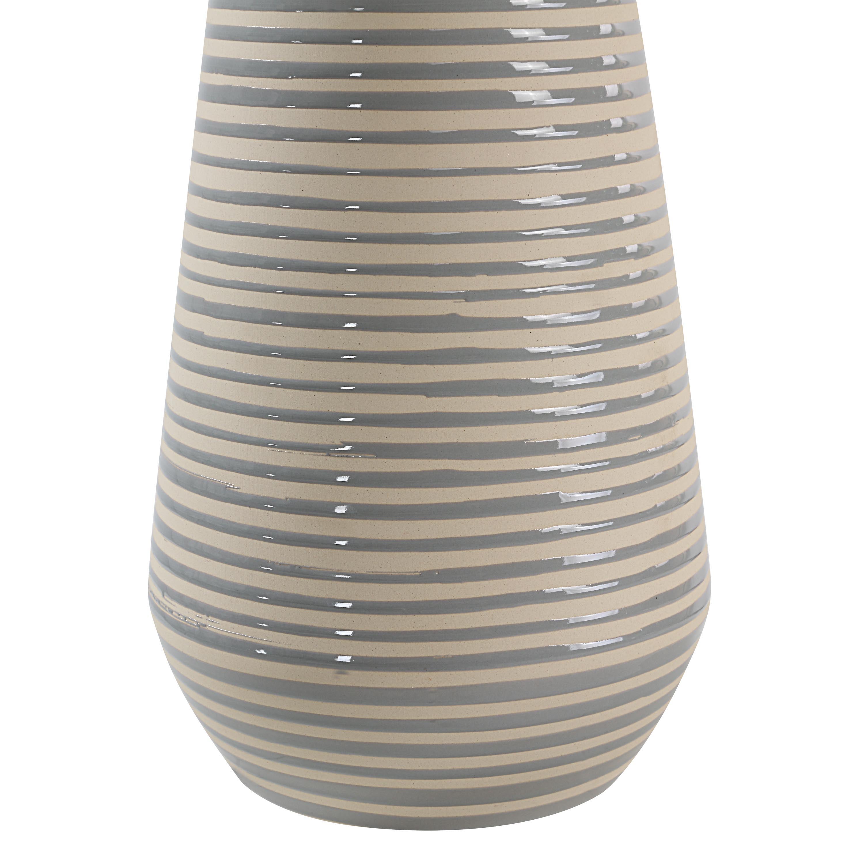 Everren Pera 26.25" Height Table Lamp - Gray And Ivory