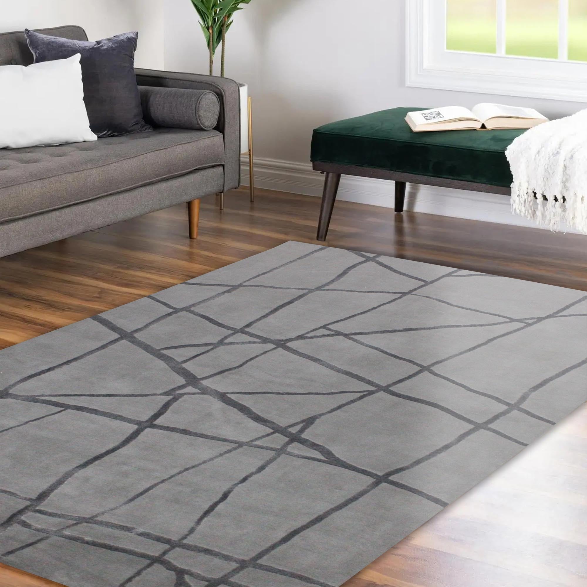 Renwil Mantle 5'3 x 7'3 Power Loomed Indoor Rug - Grey
