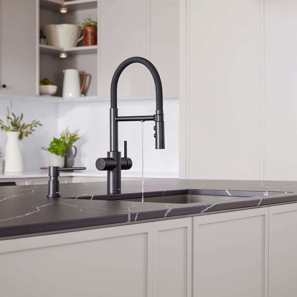 Blanco Catris Flexo Filter-Ready Semi-Pro Pull-Down Dual-Spray Kitchen Faucet