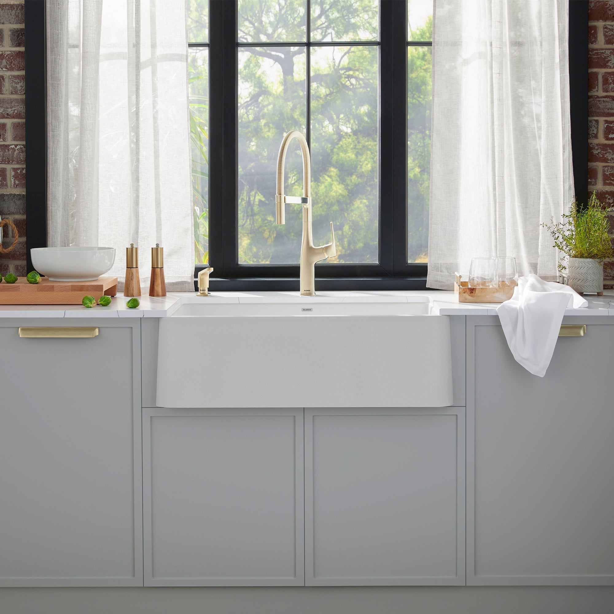 Blanco Ikon Silgranit 33" Single Bowl Apron-Front Farmhouse Sink
